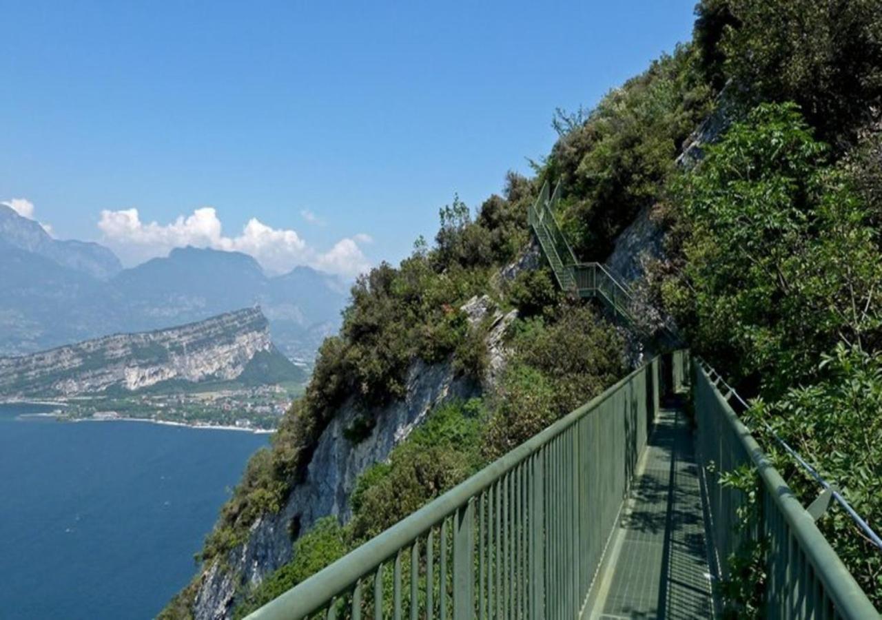 Apartament Casa Zanoni Torbole Sul Garda Zewnętrze zdjęcie